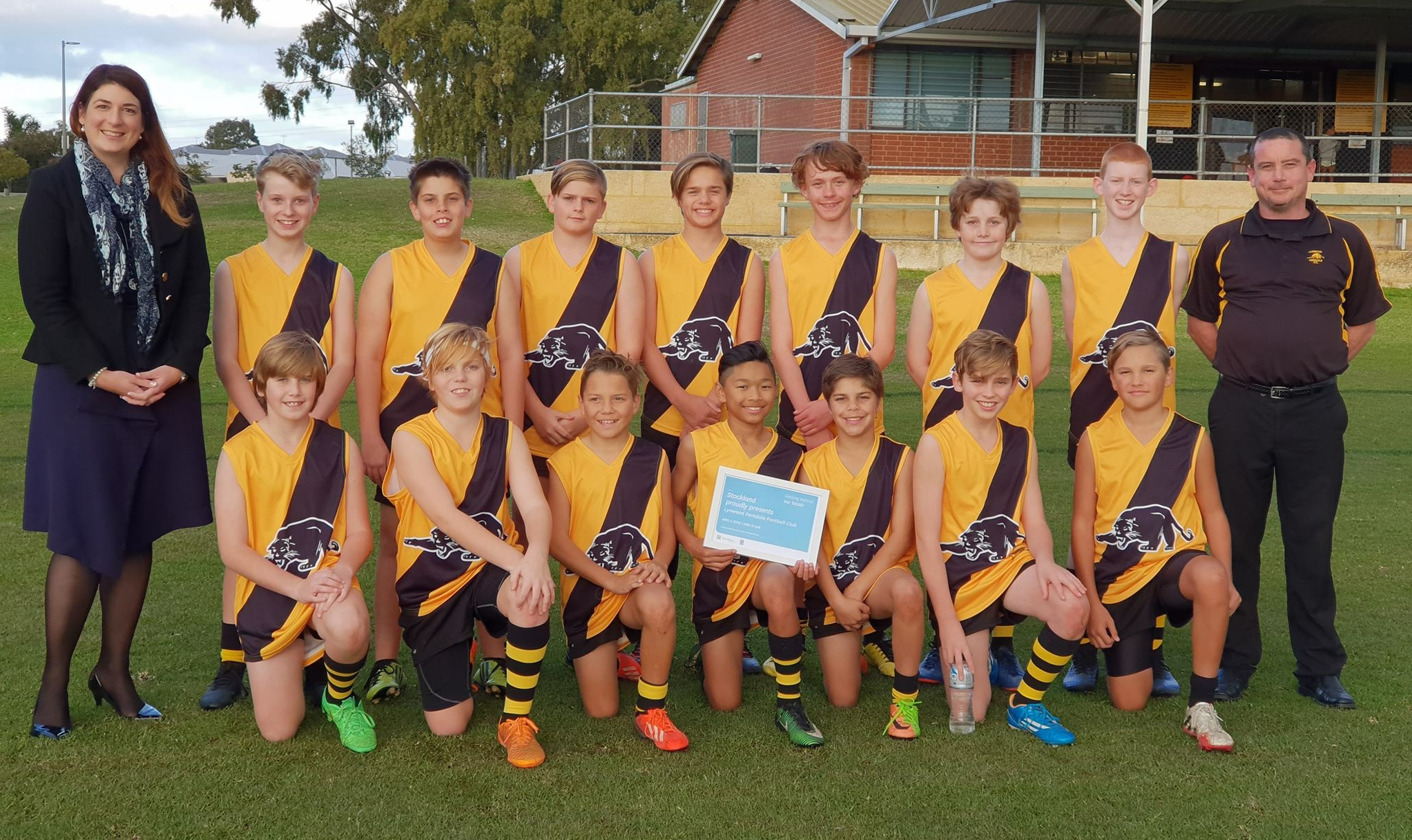 JUNIORTEAMPHOTO JUNIORTEAMPHOTO